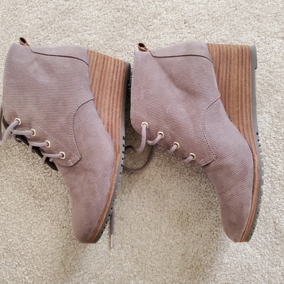 Dr. Scholls Lace Up Wedge Booties - Picture 4 of 6
